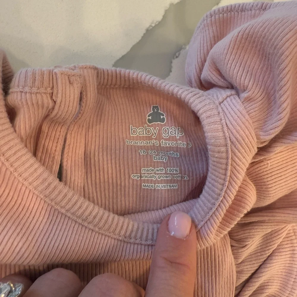 Baby GAP Brannons Favorites 100% Organic Cotton Ruffle Bodysuit